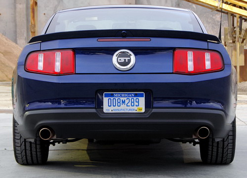 2010_ford_mustang_gt7