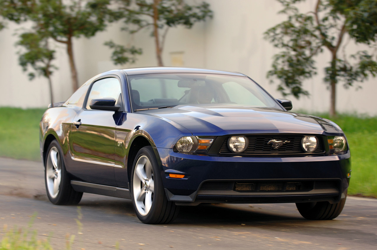 2010 Ford mustang gt dimensions #3